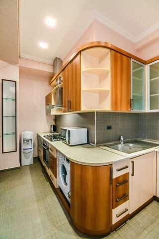 Апартаменты Apartment On Center Targovi Баку Апартаменты Делюкс-92